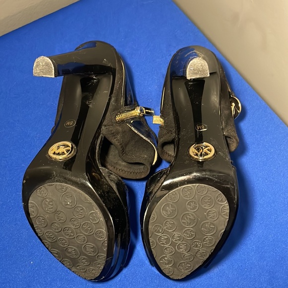 Michael Kors heels - Picture 3 of 5